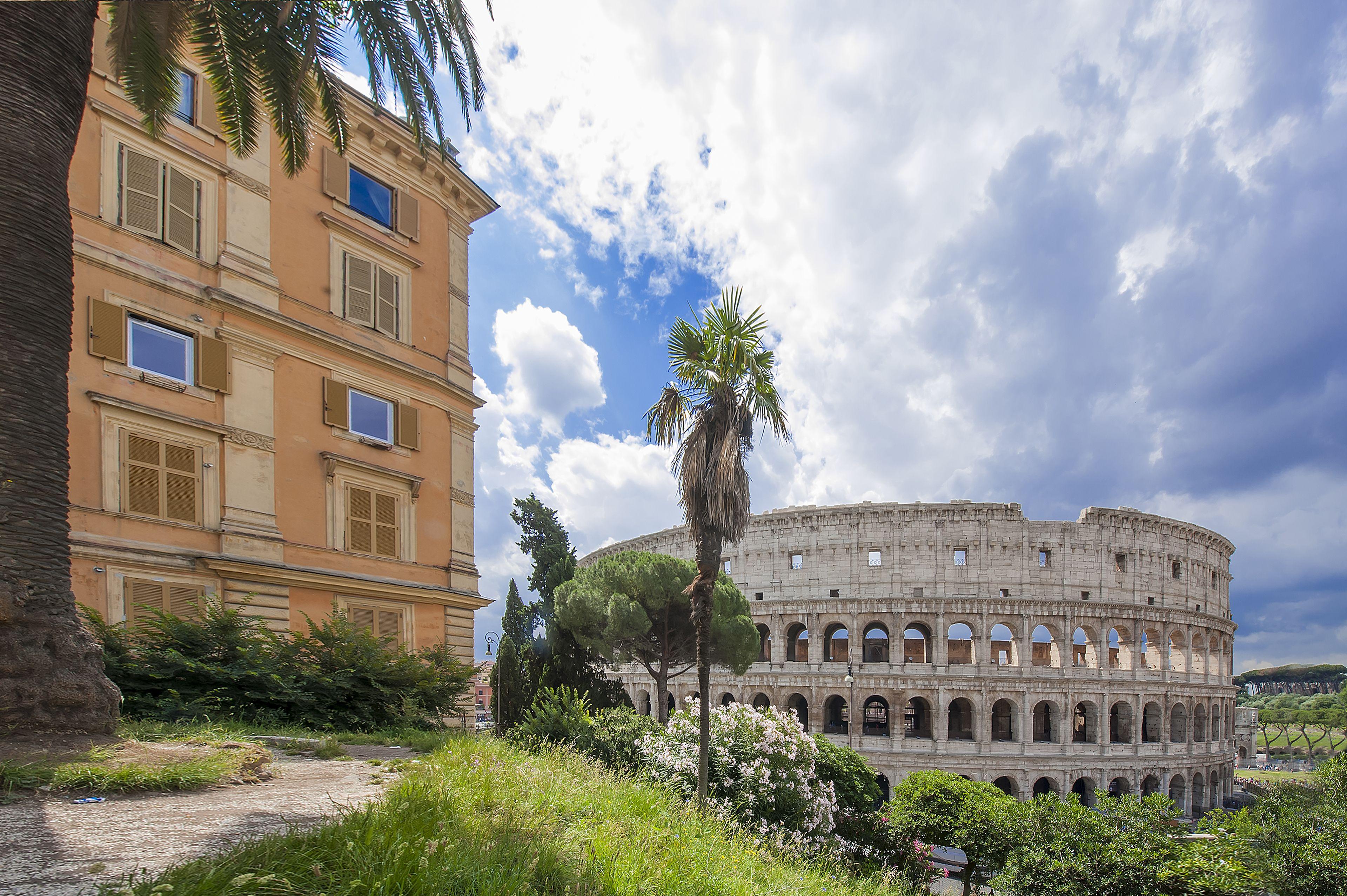 Colosseum Corner — Foto 1